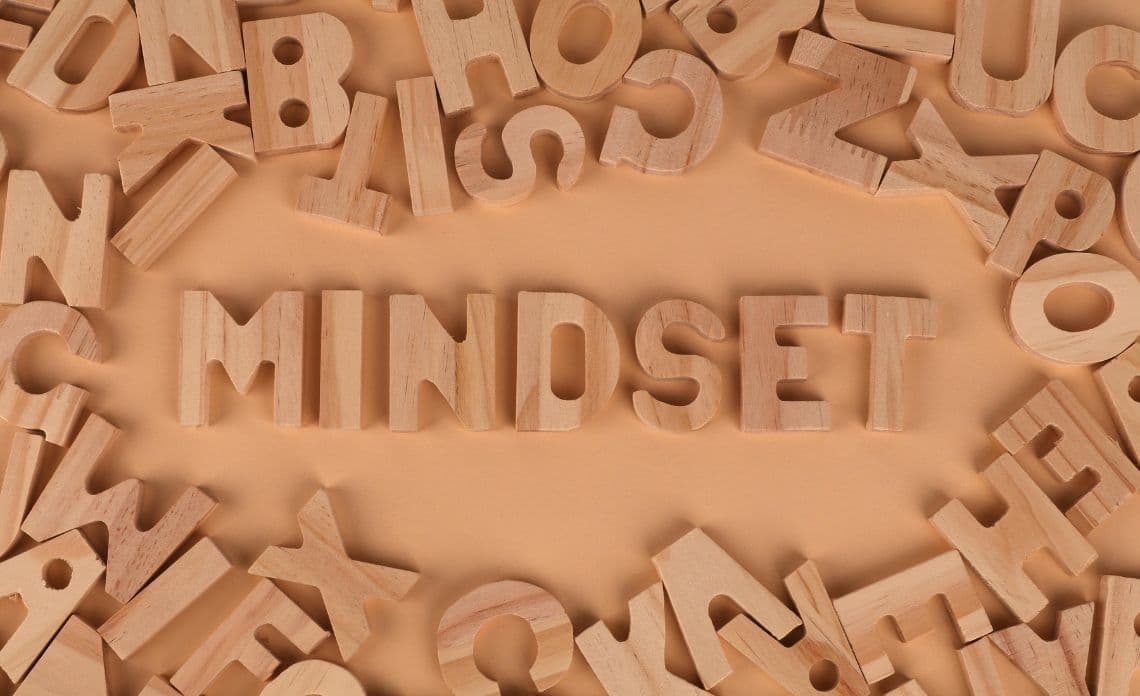 Sales Mindset - The Way Top Performers Think - Elements of Mindset training session