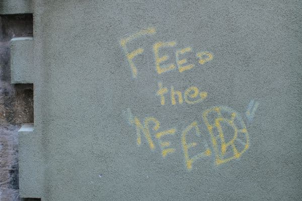 Thumbnail for 5 (powerful) Sales Questions to Ask A Potential Client to Determine Their Needs