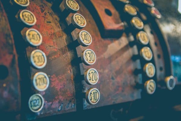 8 Saas Pricing Models Explained in Under 3 Minutes From Binary Stream Software - SaaS training session